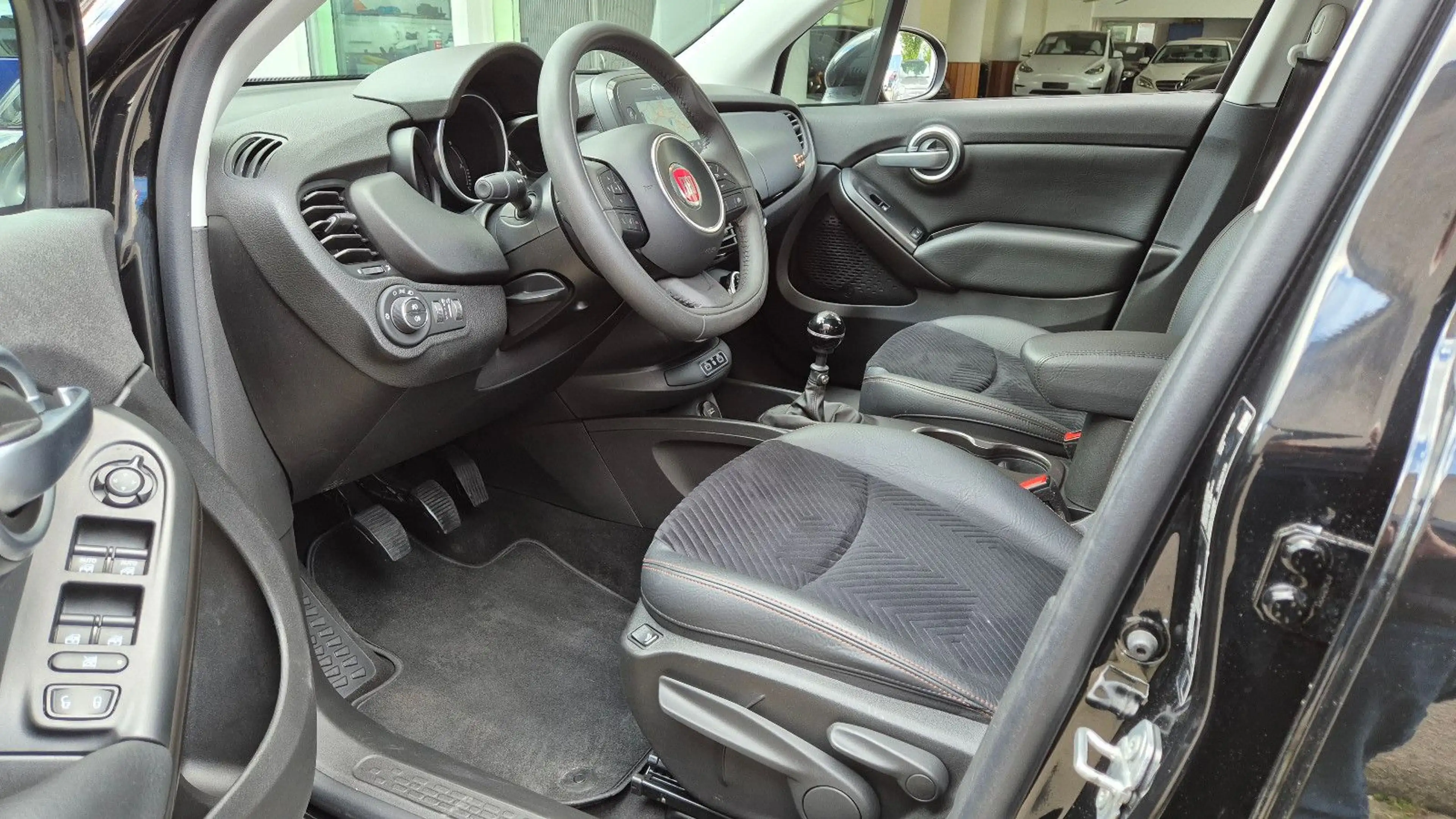 Fiat 500X S-Design UrbanLook/Apple/BiXen/DAB/Navi/SHZ — photo 15