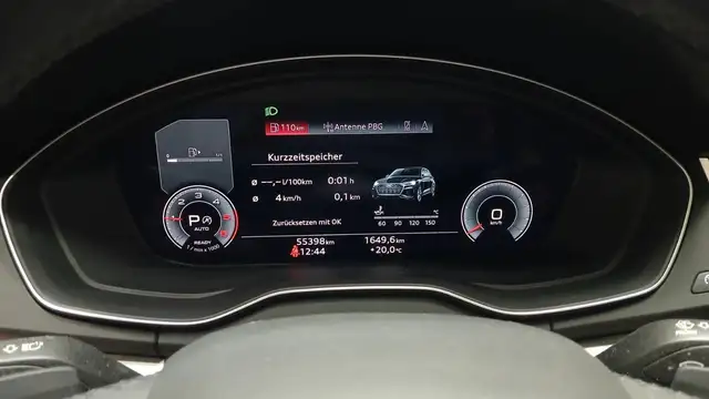 Audi Q5 view 14