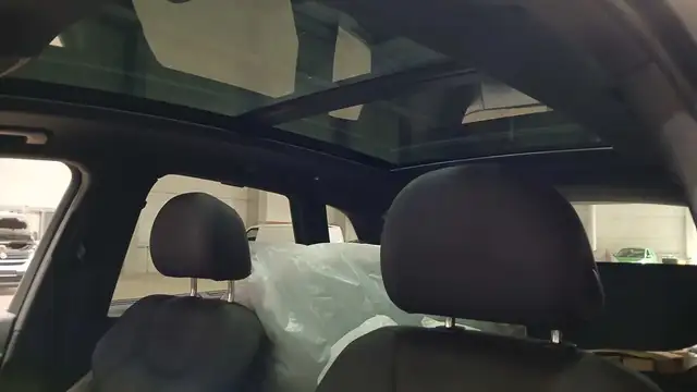 Audi Q5 view 9