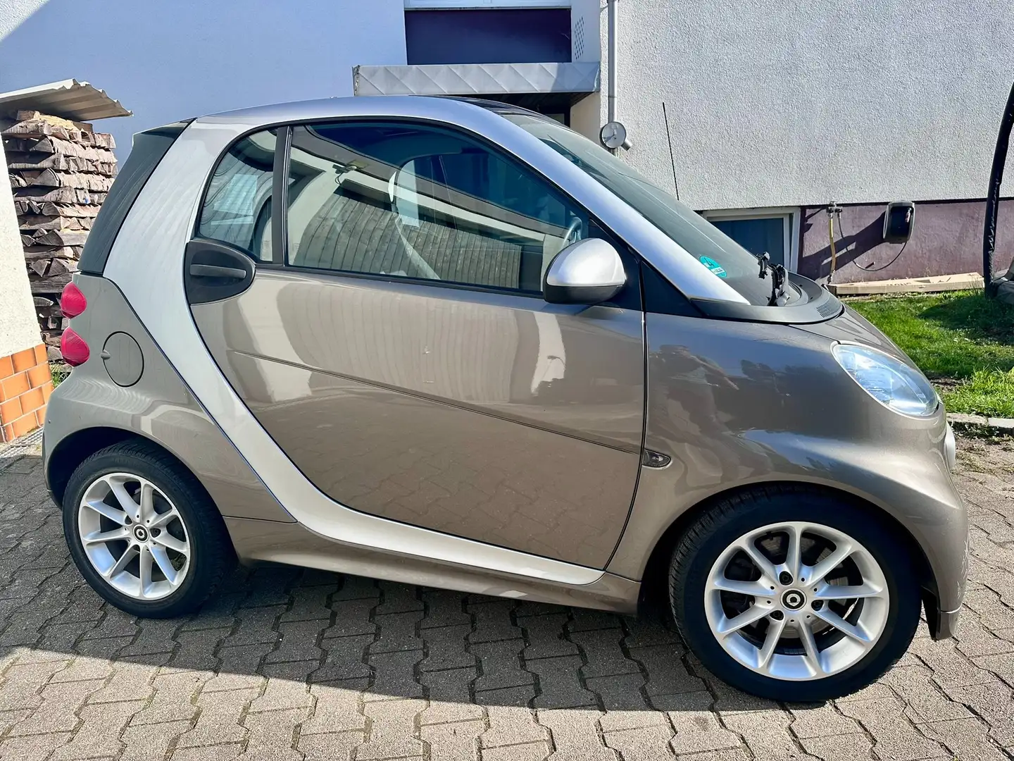 smart forTwo smart fortwo coupe coupe softouch passion micro hy Grau - 2