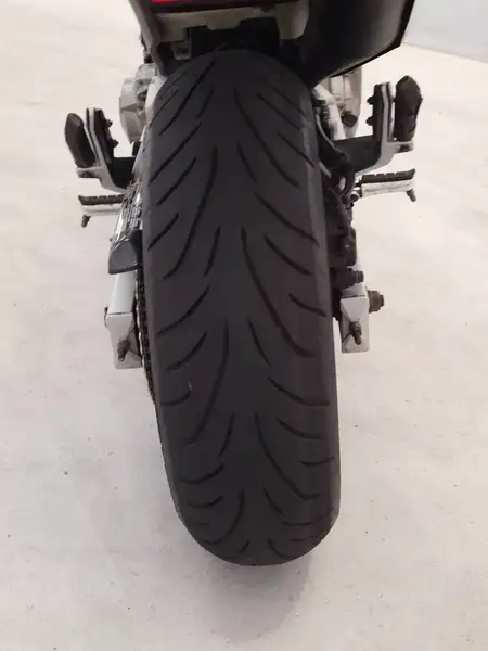 Honda Hornet - foto 8