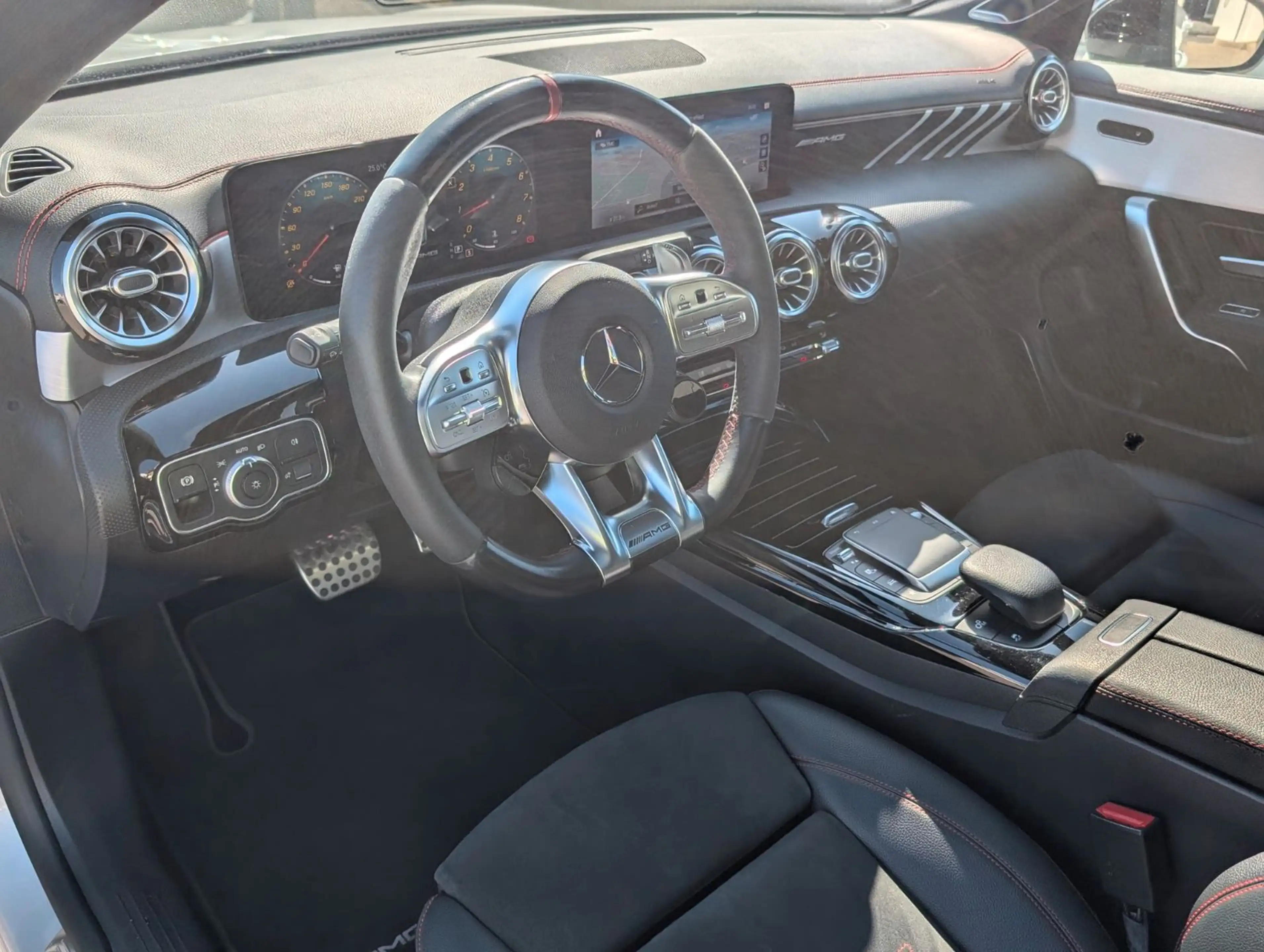 Mercedes-Benz CLA 45 AMG CLA 45 S AMG Shooting Brake*PANO*KAM*KEYL*HIGH* — photo 7
