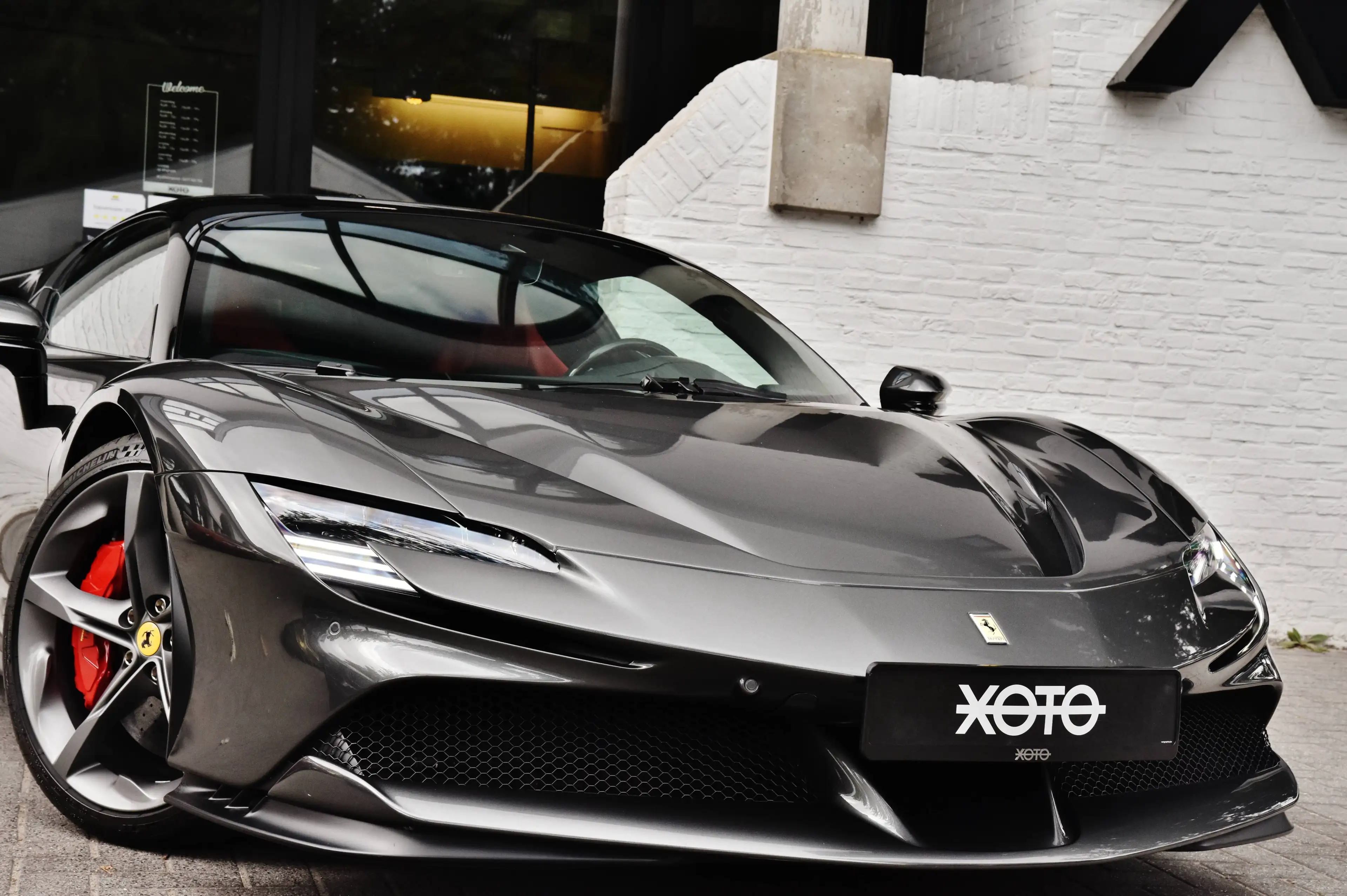 Ferrari SF90 Stradale 4.0 TURBO V8 F1 PHEV *** LIFT / CAMERA / CARBON *** — photo 10