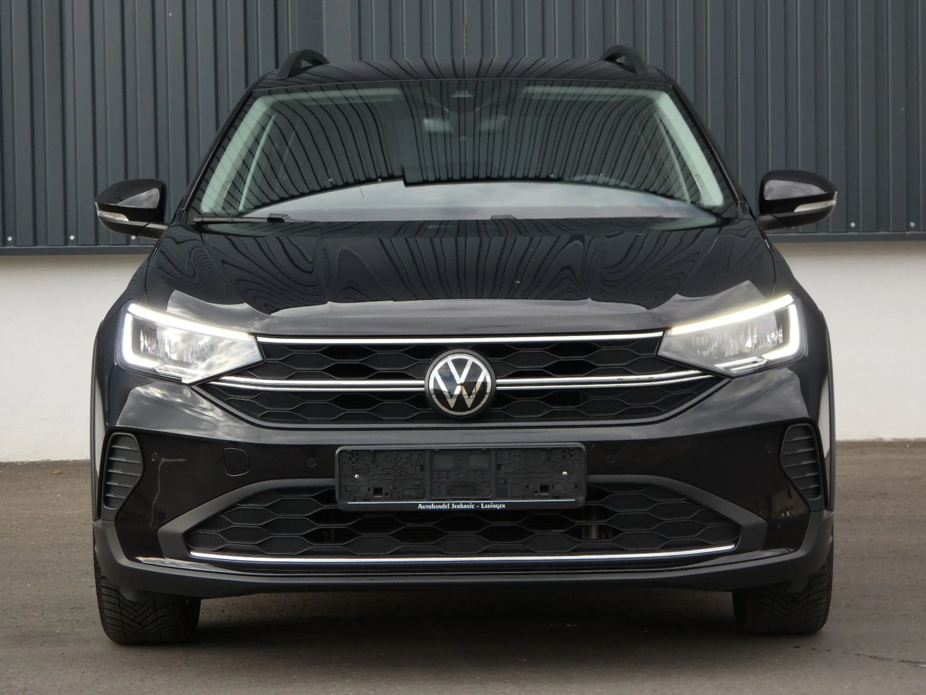 Volkswagen Taigo 1.0 TSI Life 1-Hand LED Navi Virtual SHZ — photo 26