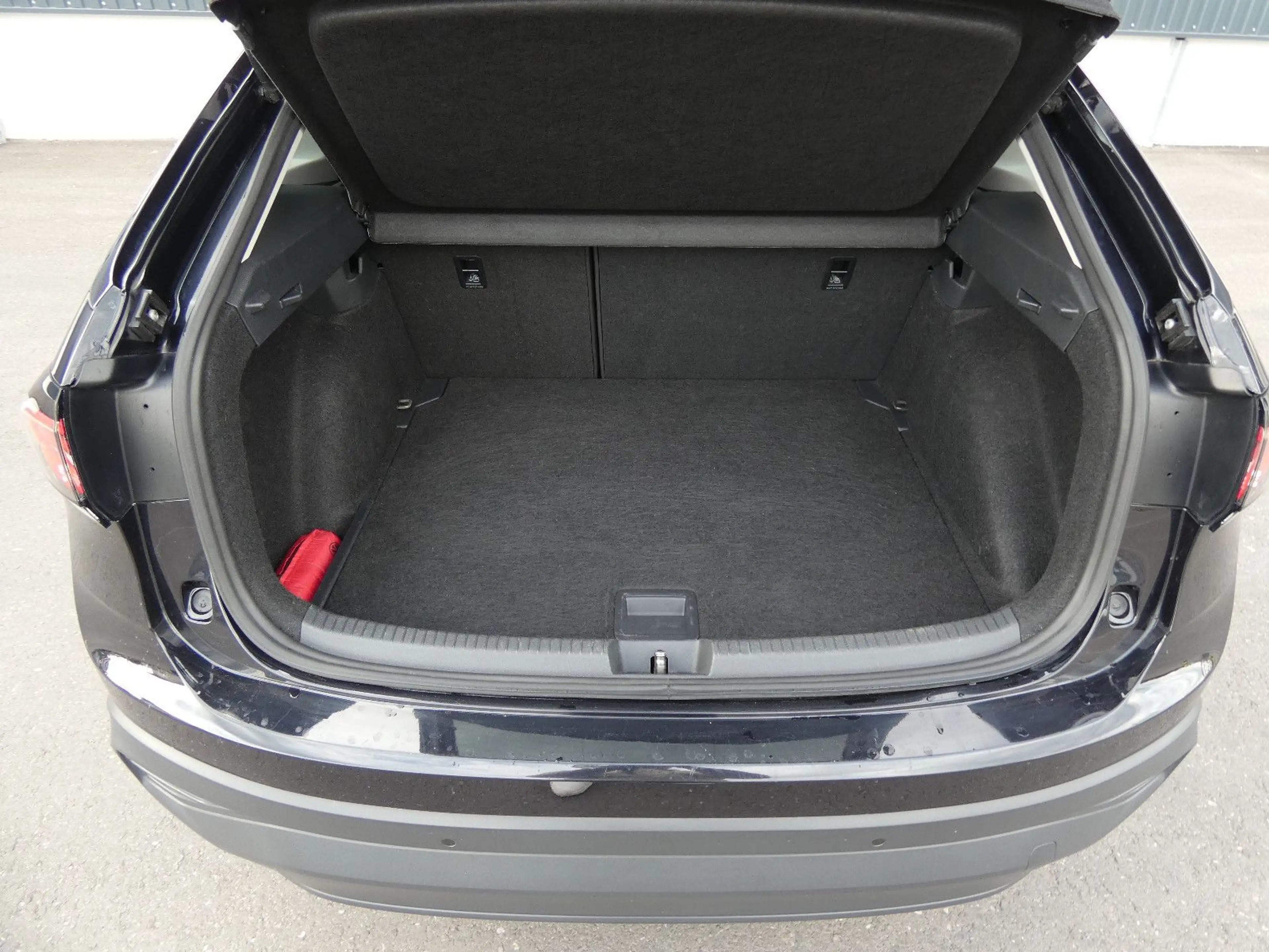 Volkswagen Taigo 1.0 TSI Life 1-Hand LED Navi Virtual SHZ — photo 20