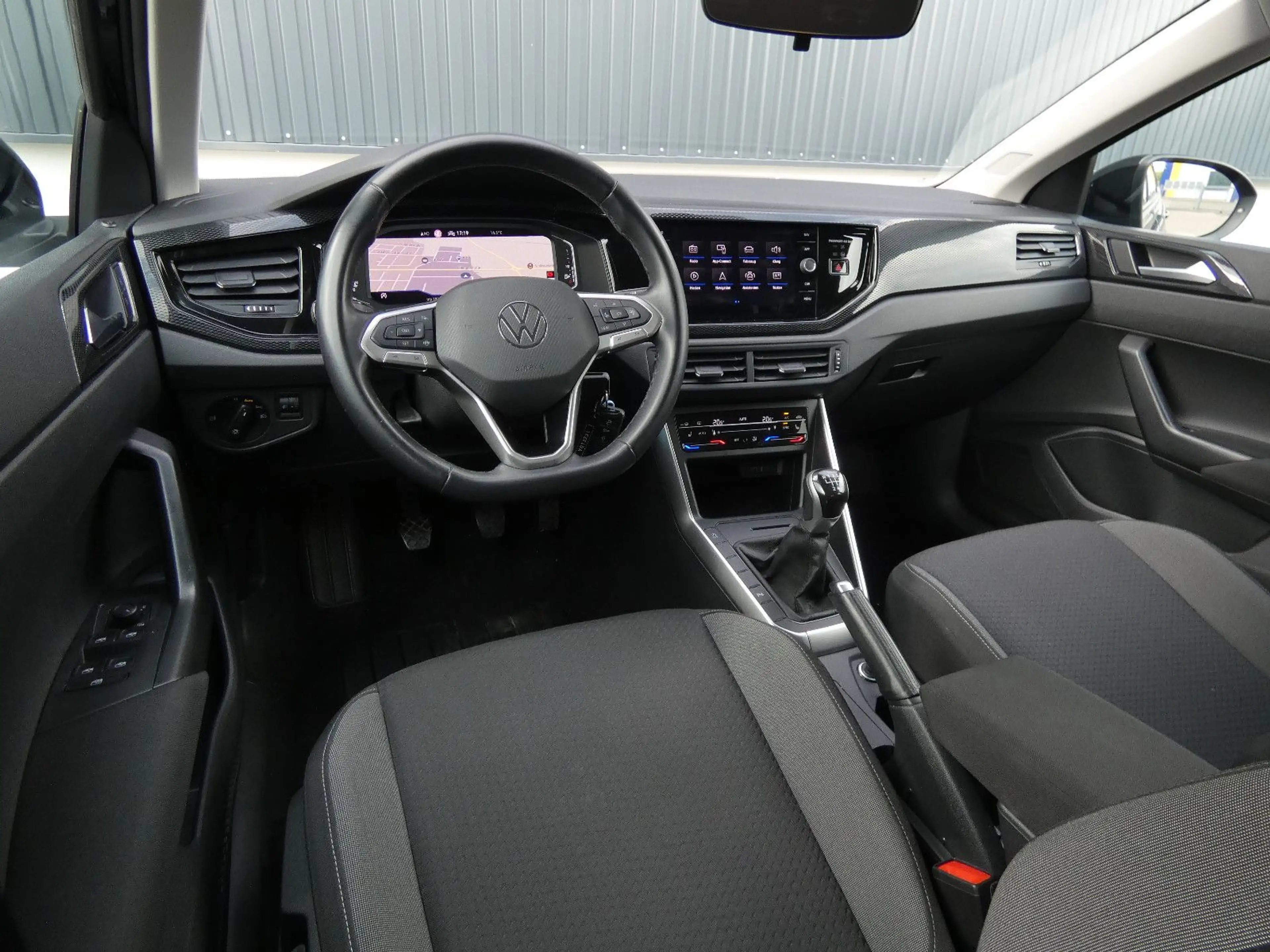 Volkswagen Taigo 1.0 TSI Life 1-Hand LED Navi Virtual SHZ — photo 3