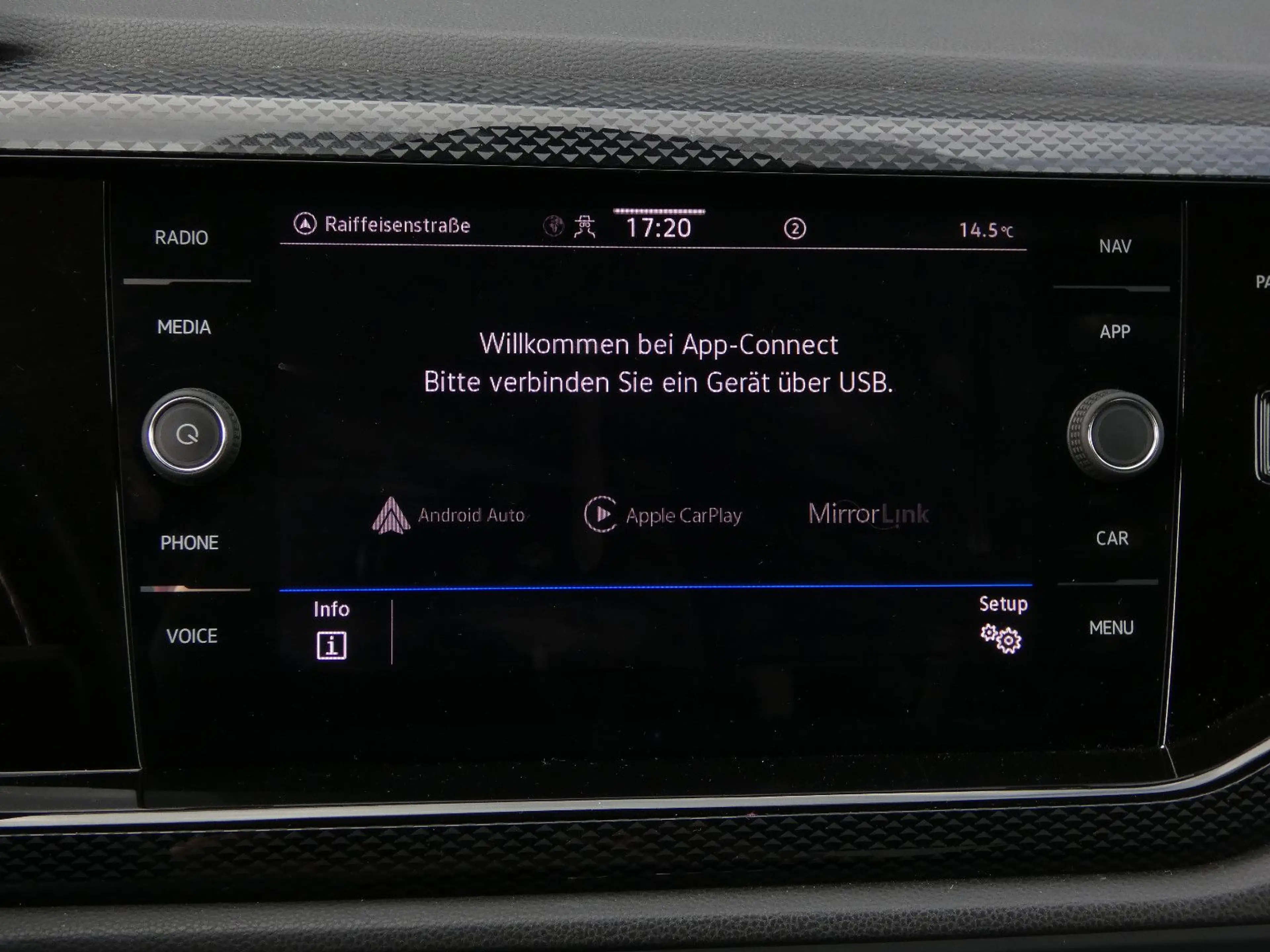 Volkswagen Taigo 1.0 TSI Life 1-Hand LED Navi Virtual SHZ — photo 10