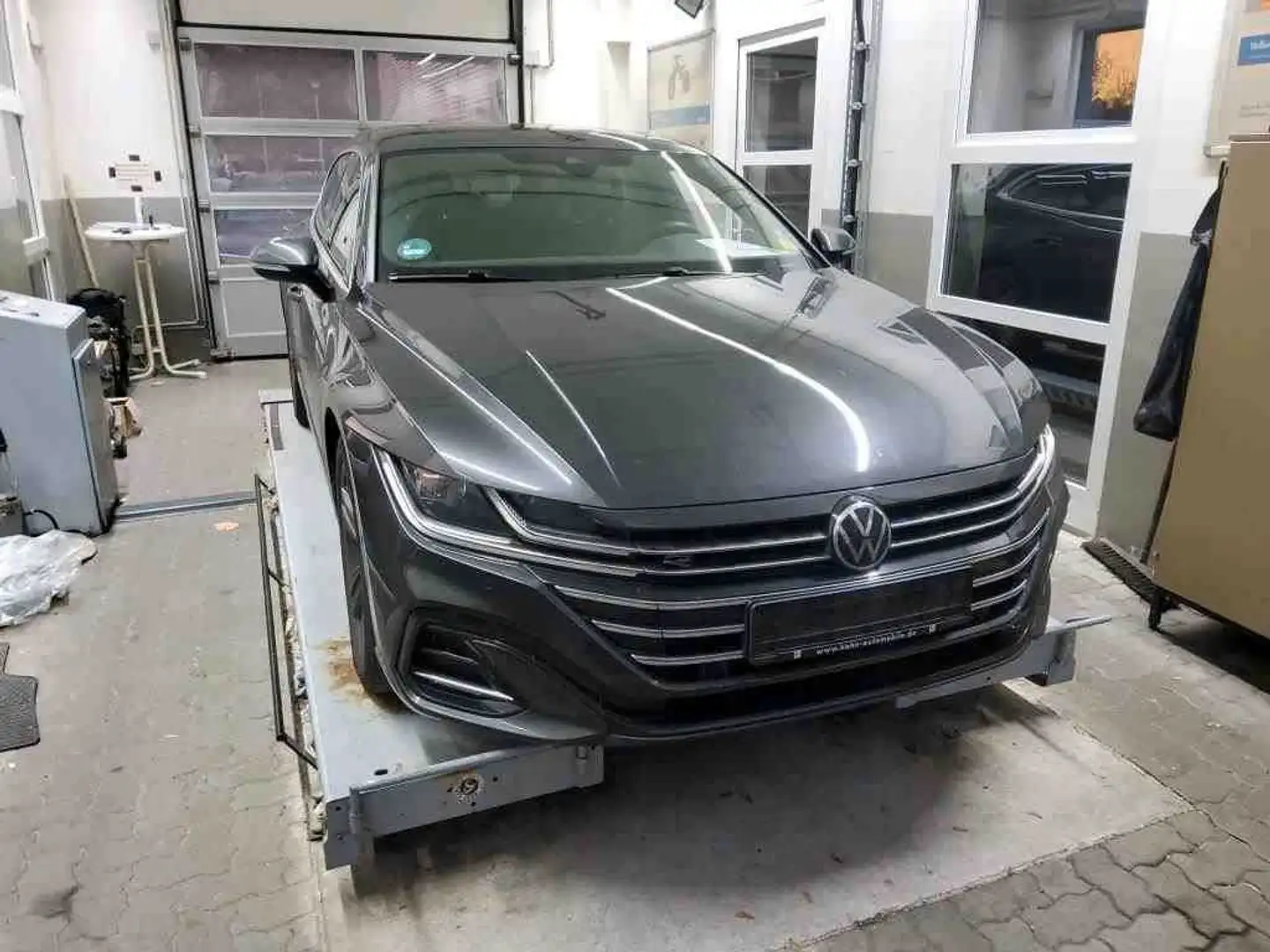 Volkswagen Arteon Shooting Brake R-Line 2.0TDI DSG Navi ACC Gris - 2