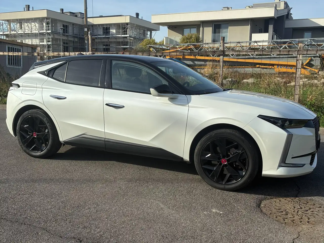 DS Automobiles DS 4 Performance Line — photo 1 of 14