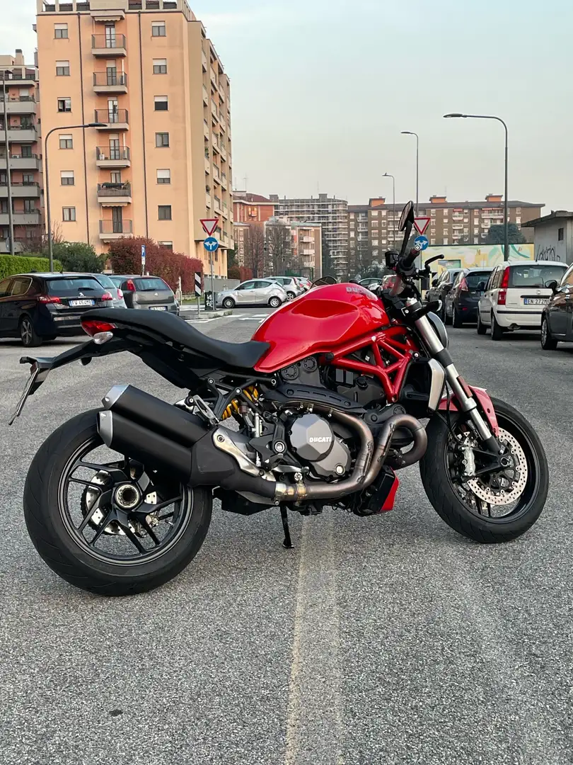 Ducati Monster 1200 R (Ducati Red) - 2
