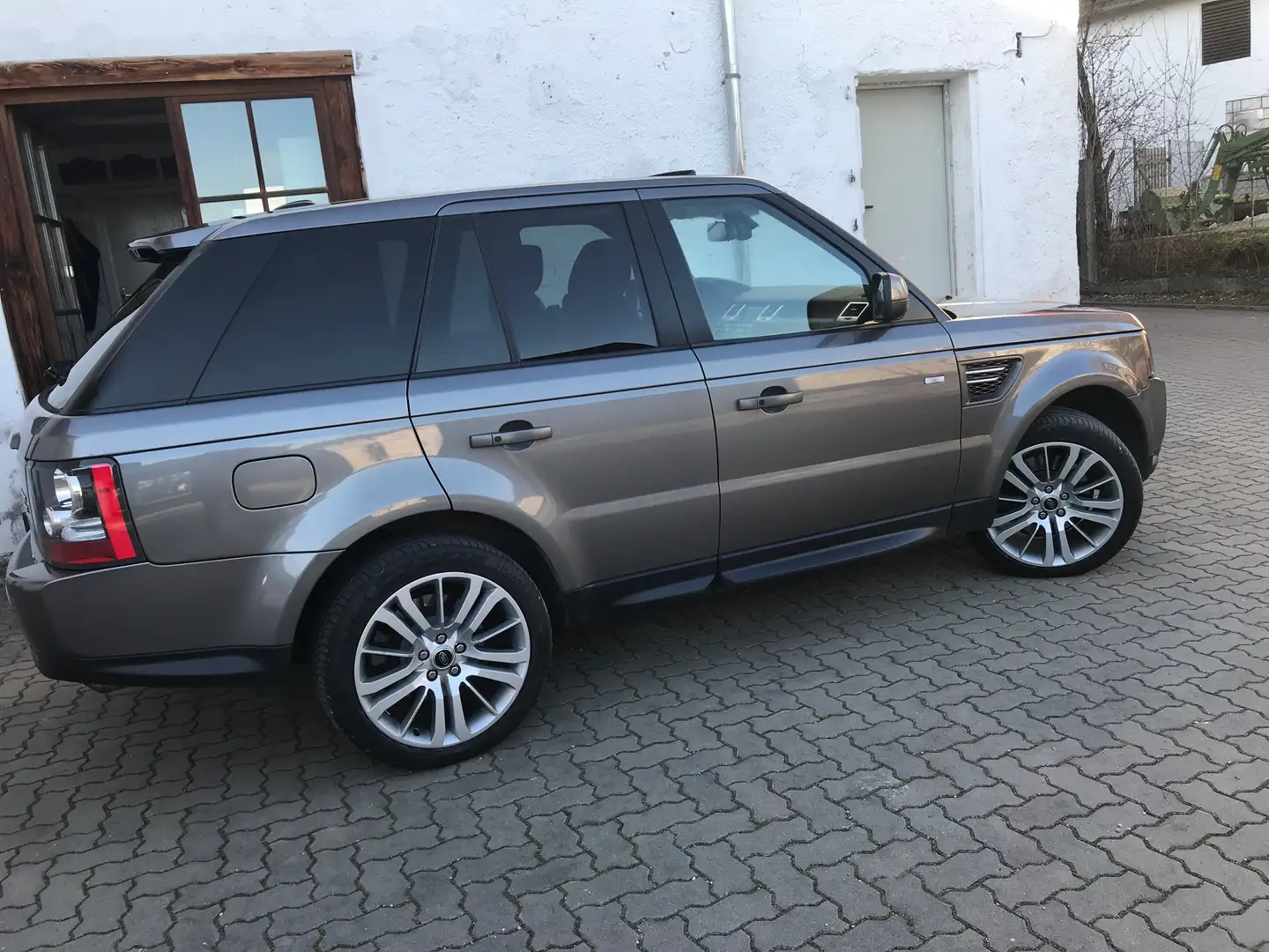 Land Rover Range Rover Sport Range Rover Sport TDV6 HSE Grau - 1