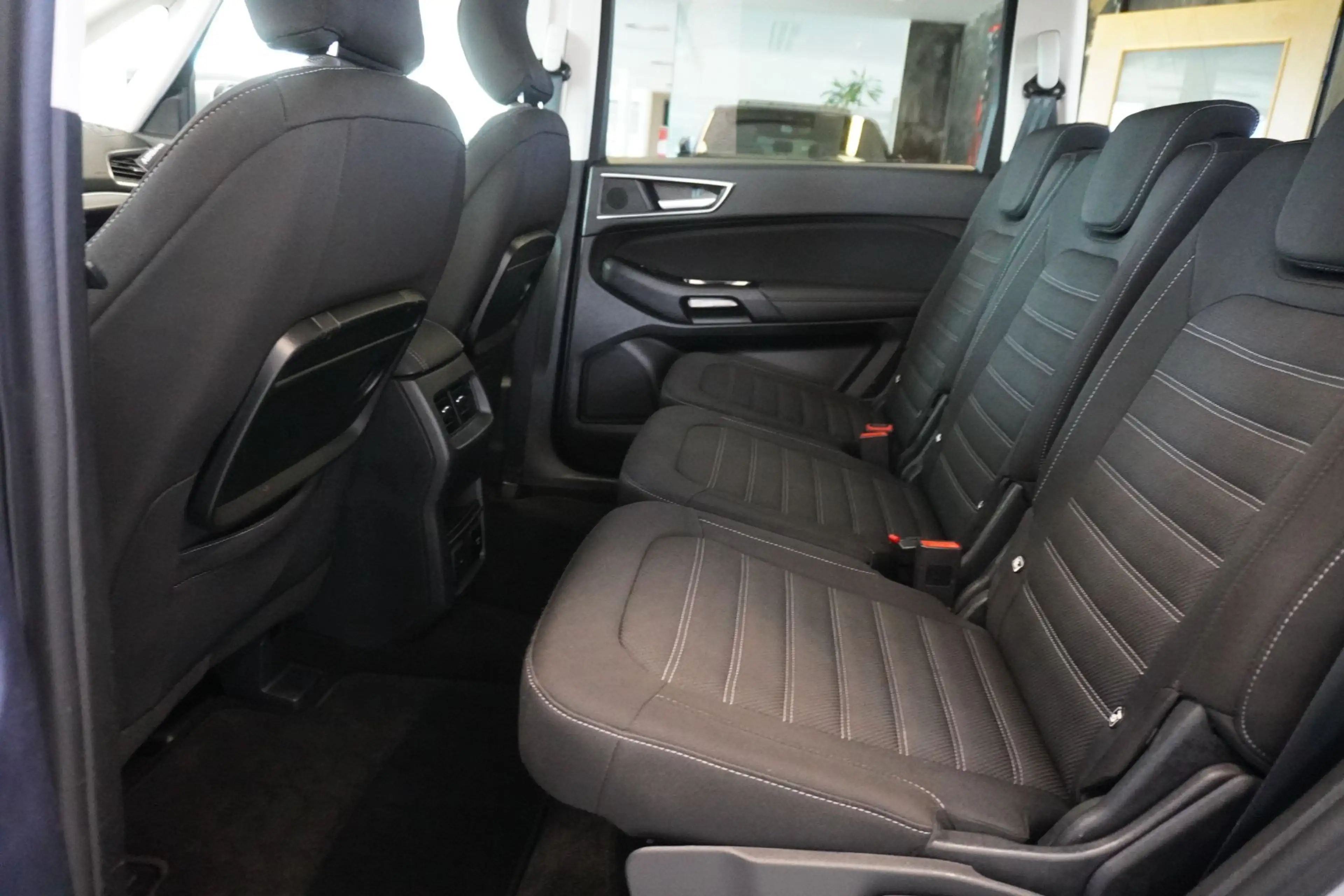 Ford Galaxy 2.0 EcoBlue Aut. SHZ/PDC/Kamera/LED — photo 9