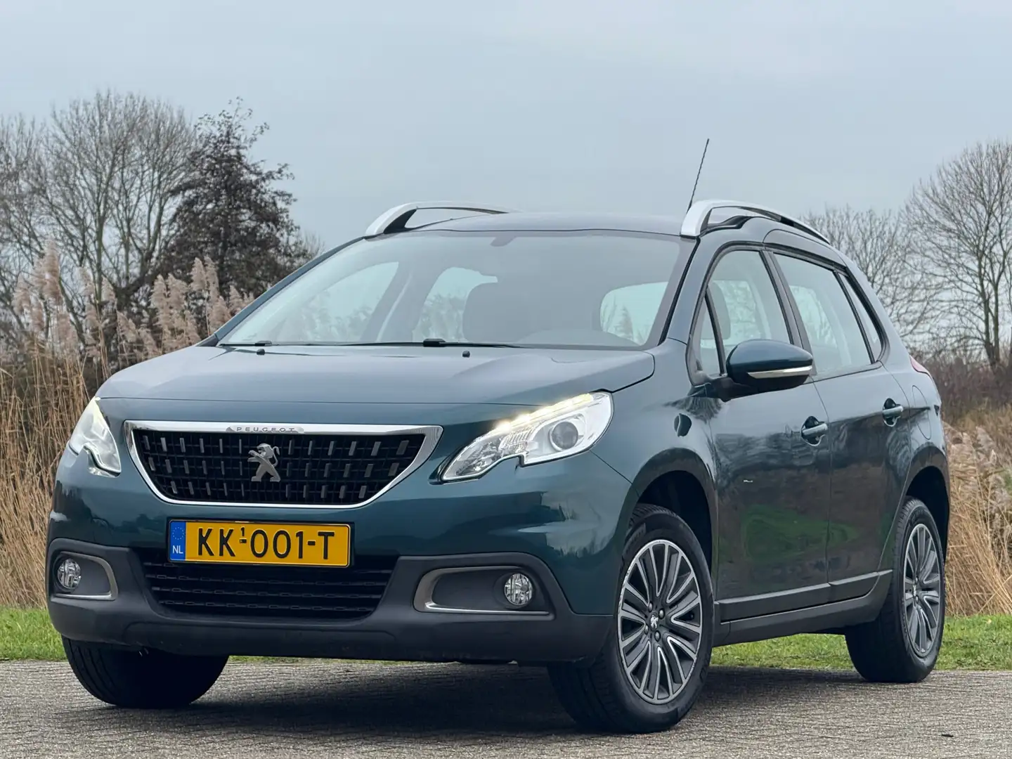 Peugeot 2008 1.2 PureTech Blue Lion Automaat - Emerald Crystel Groen - 2