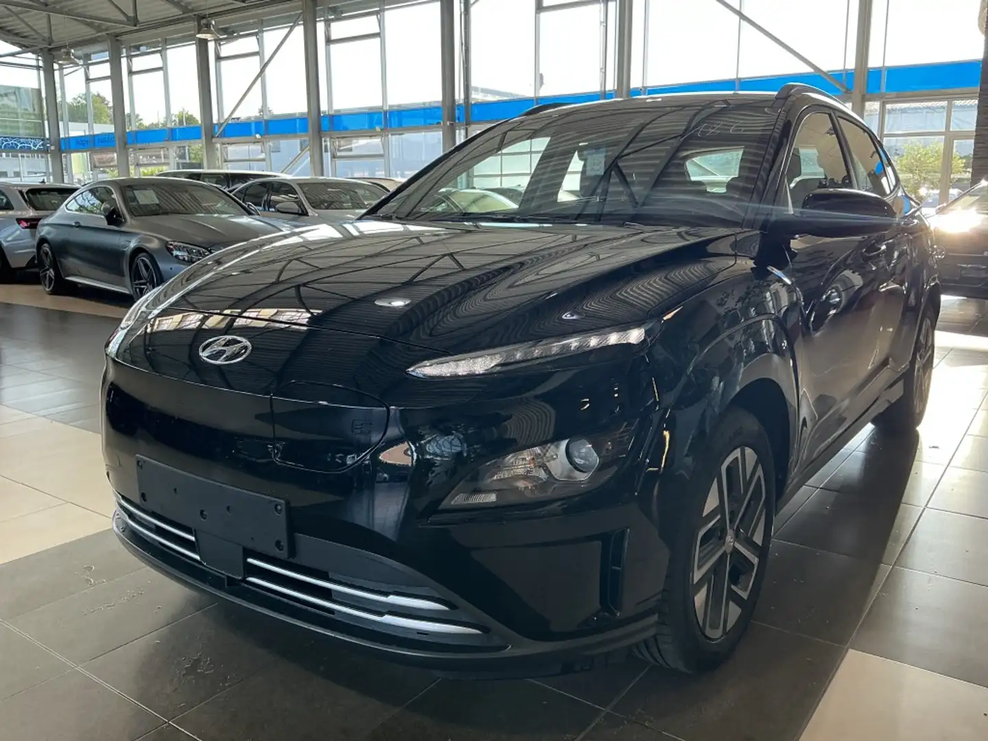 Hyundai KONA Select 2WD*ACC*R-Cam*CarPlay*SHZ*KeyLess* Schwarz - 1