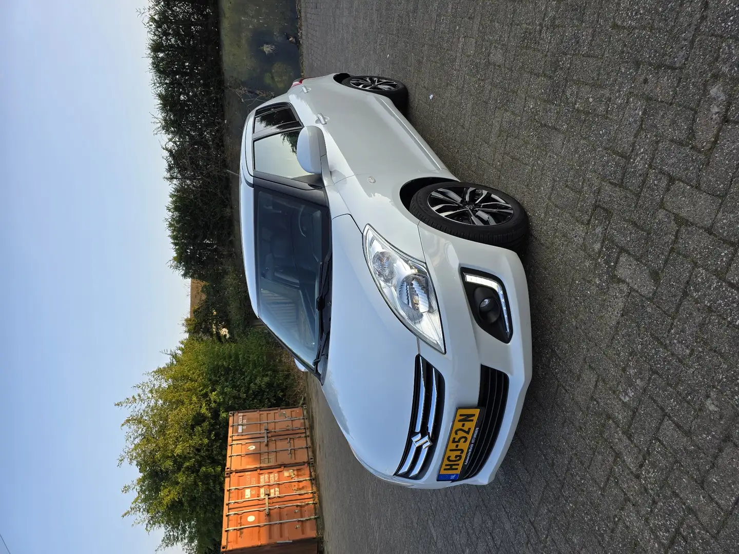 Suzuki Swift 1.2 X-tra alcantara / cruise / airco 1jr apk Wit - 2