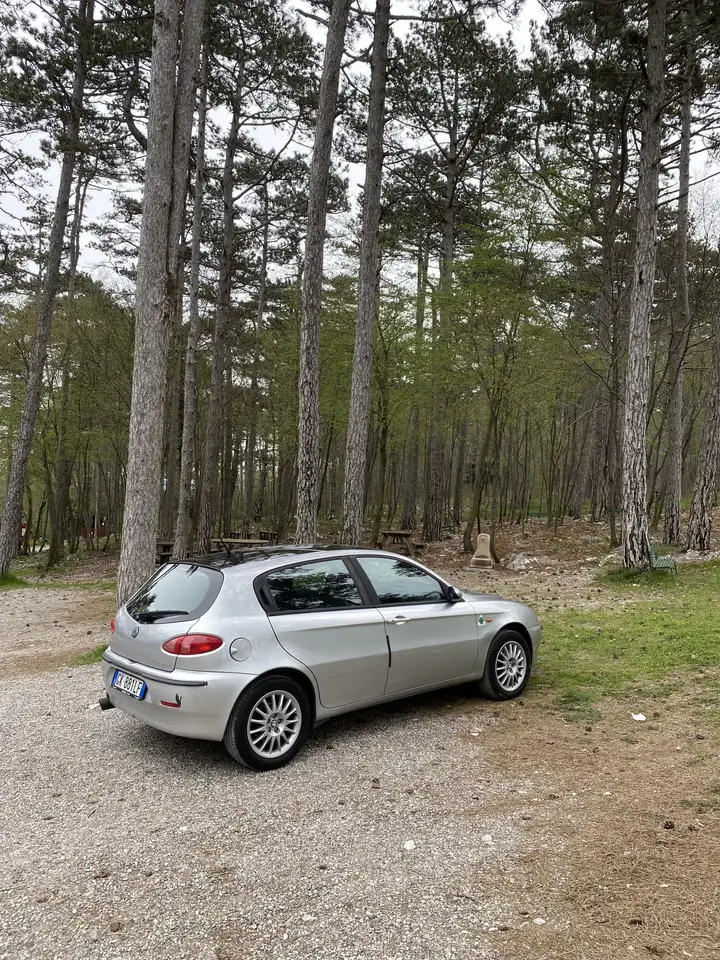 Alfa Romeo 147 5p 1.6 ts Distinctive 105cv, foto 7