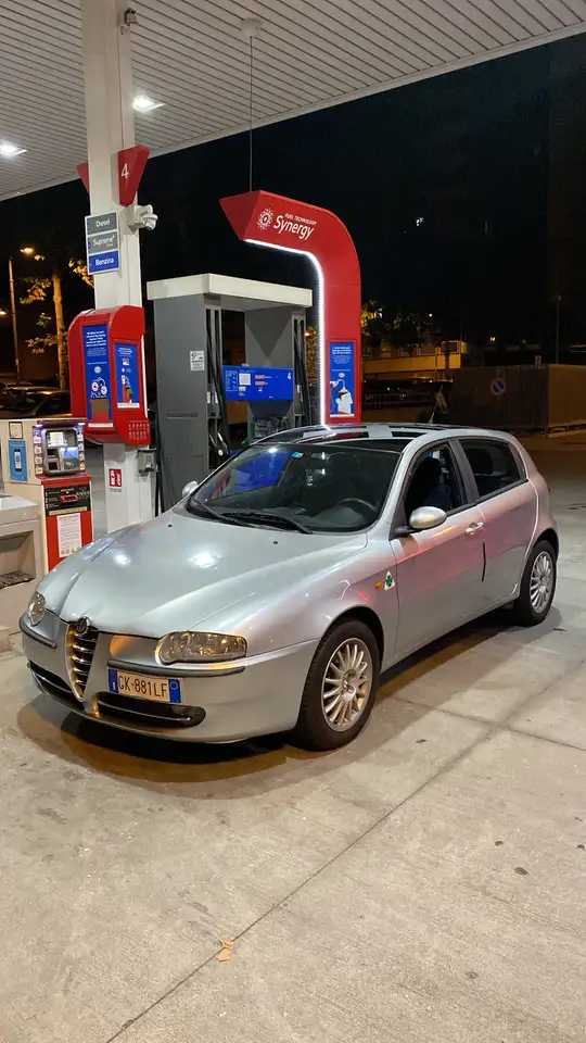 Alfa Romeo 147 5p 1.6 ts Distinctive 105cv, foto 6