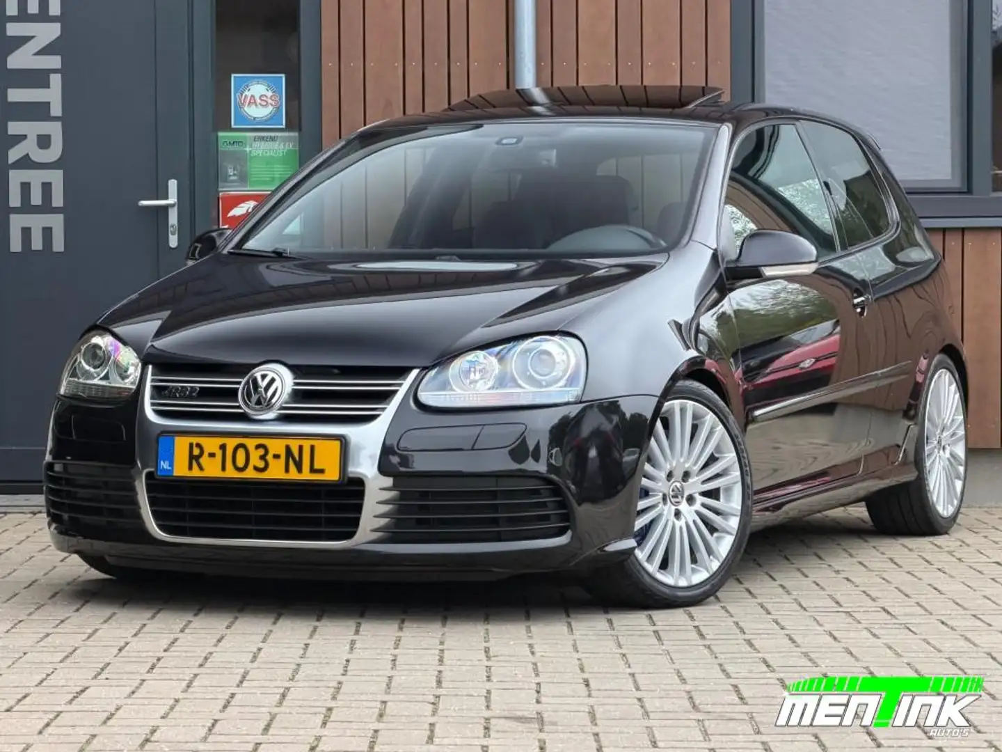 Volkswagen Golf 3.2 R32 DSG Schuifdak Xenon Leder Milltek Schwarz - 1