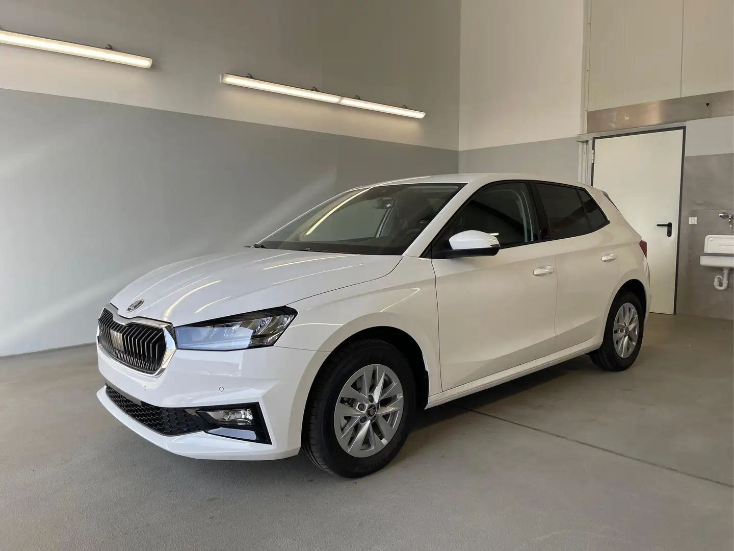 Skoda Fabia Selection 115PS DSG AHK+Kessy+Kamera 1.0 TSI DS... Fehér - 1