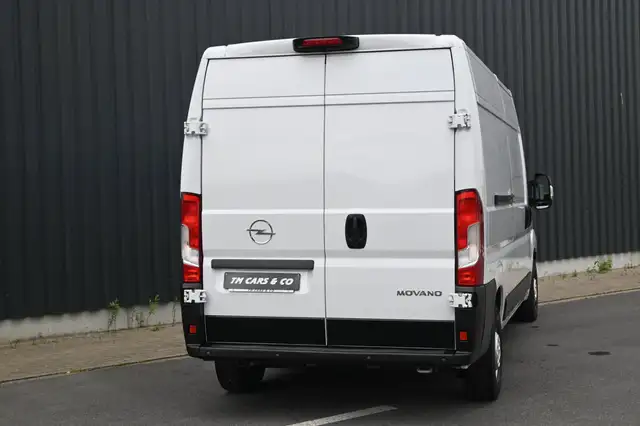 Opel Opel Movano view 8