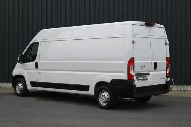 Opel Opel Movano view 4