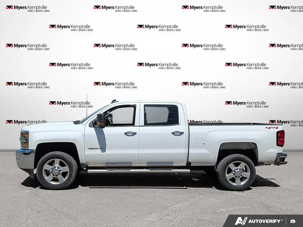 Chevrolet Silverado 2500 снимка Chevrolet Silverado 2500