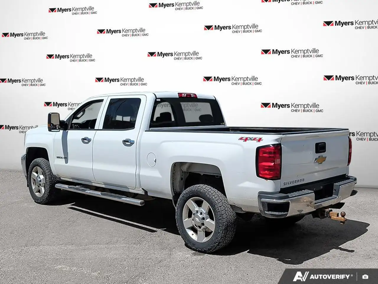 Chevrolet Silverado 2500 снимка Chevrolet Silverado 2500
