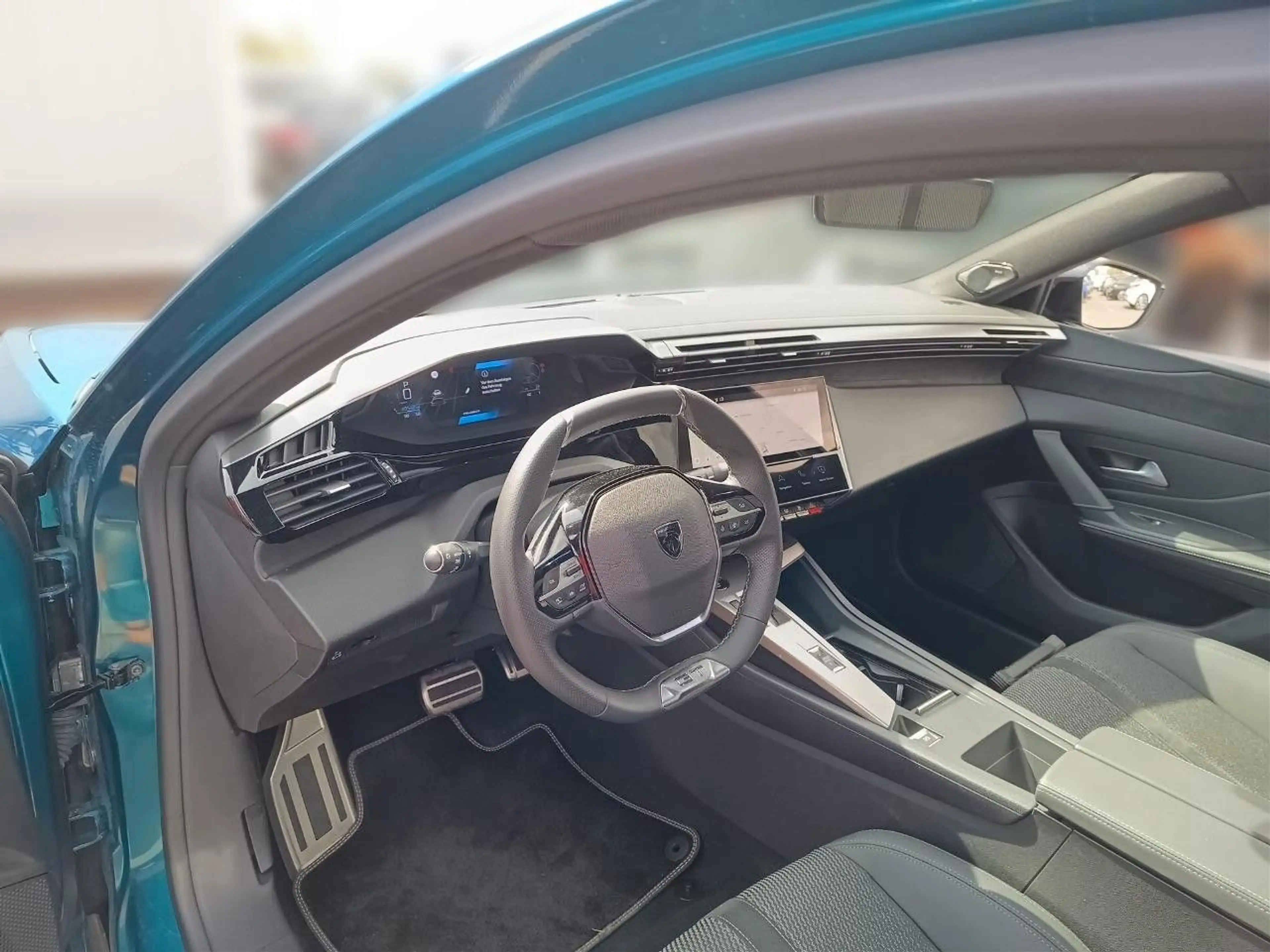 Peugeot 408 Hybrid GT 145 PS 6G-DSG *SURROUNDING-PACKET* — photo 11