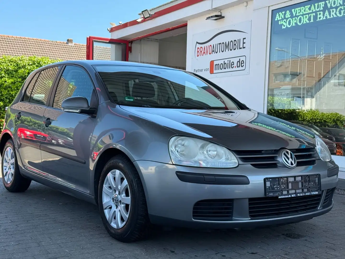 Volkswagen Golf V Lim Comfortline AUT./NAVI/ANDROID/SHZ/AHK Gris - 1