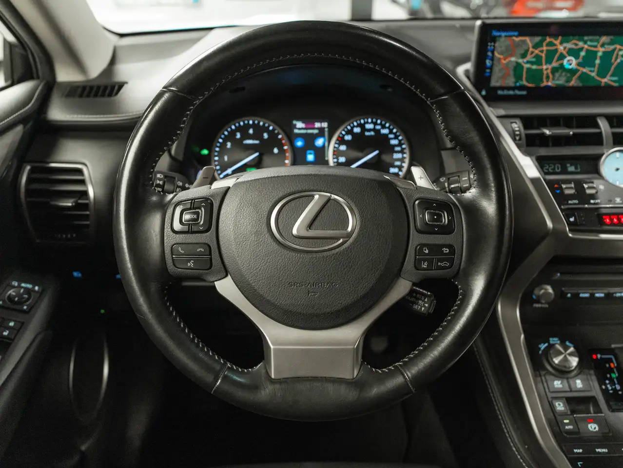 Lexus NX 300h 2.5 Luxury 4x4 155ch - 1 ère main - Carplay - Led - Hayon éléctrique - Euro 6