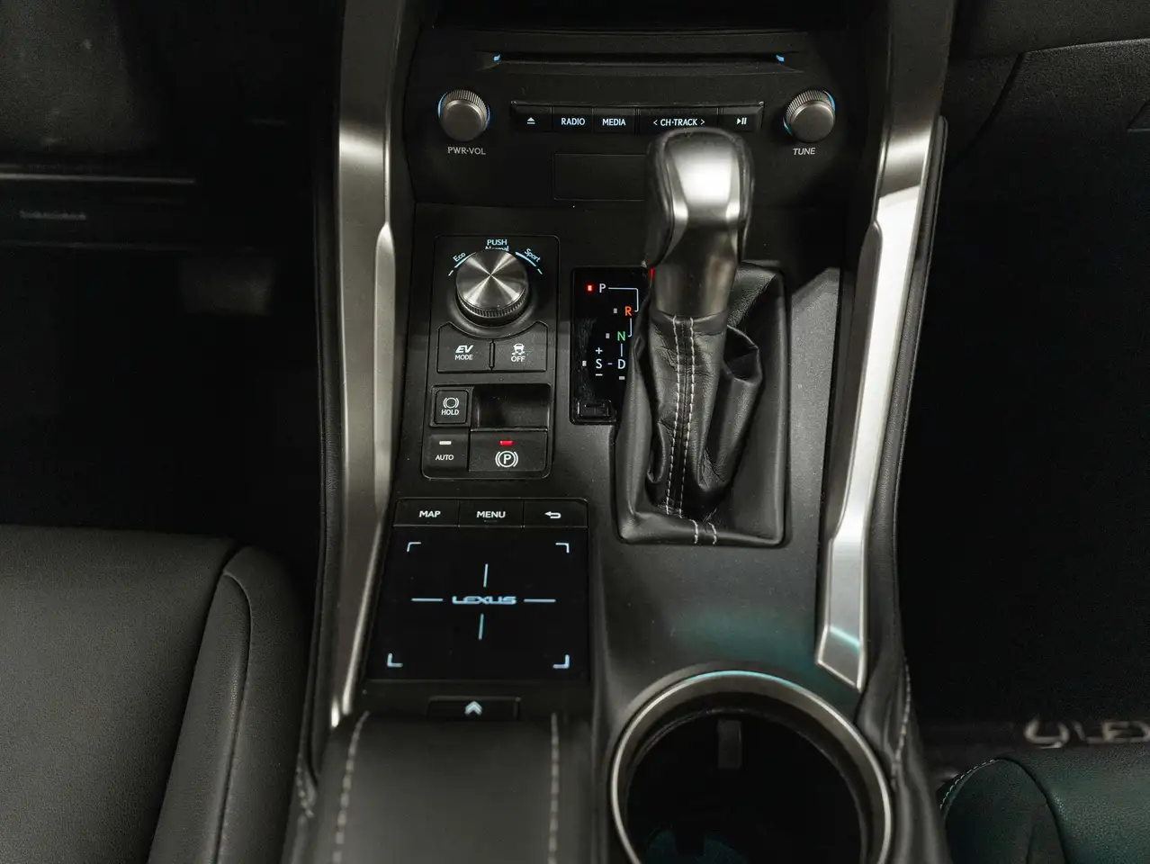 Lexus NX 300h 2.5 Luxury 4x4 155ch - 1 ère main - Carplay - Led - Hayon éléctrique - Euro 6