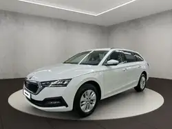 Skoda Octavia 2.0 TDI Combi Ambition DSG, Navi, Anhäng