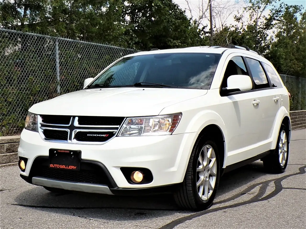 Dodge Journey снимка Dodge Journey