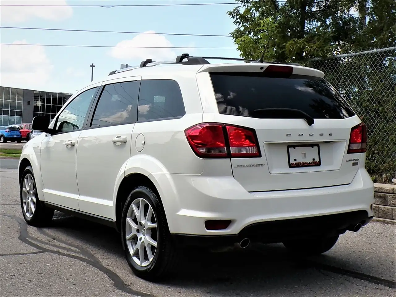 Dodge Journey снимка Dodge Journey
