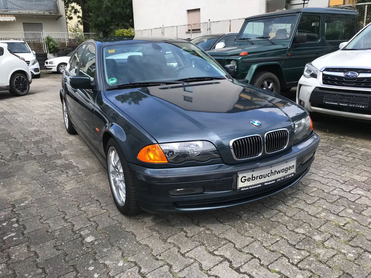 BMW 323 323i AUTOMATIK NAVIGATION 2 HAND KLIMAAUTOMATIK Šedá - 1