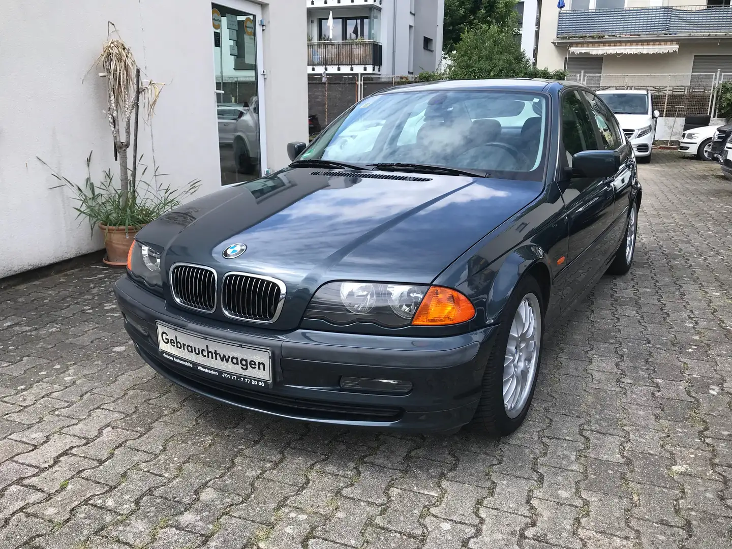 BMW 323 323i AUTOMATIK NAVIGATION 2 HAND KLIMAAUTOMATIK Gris - 2