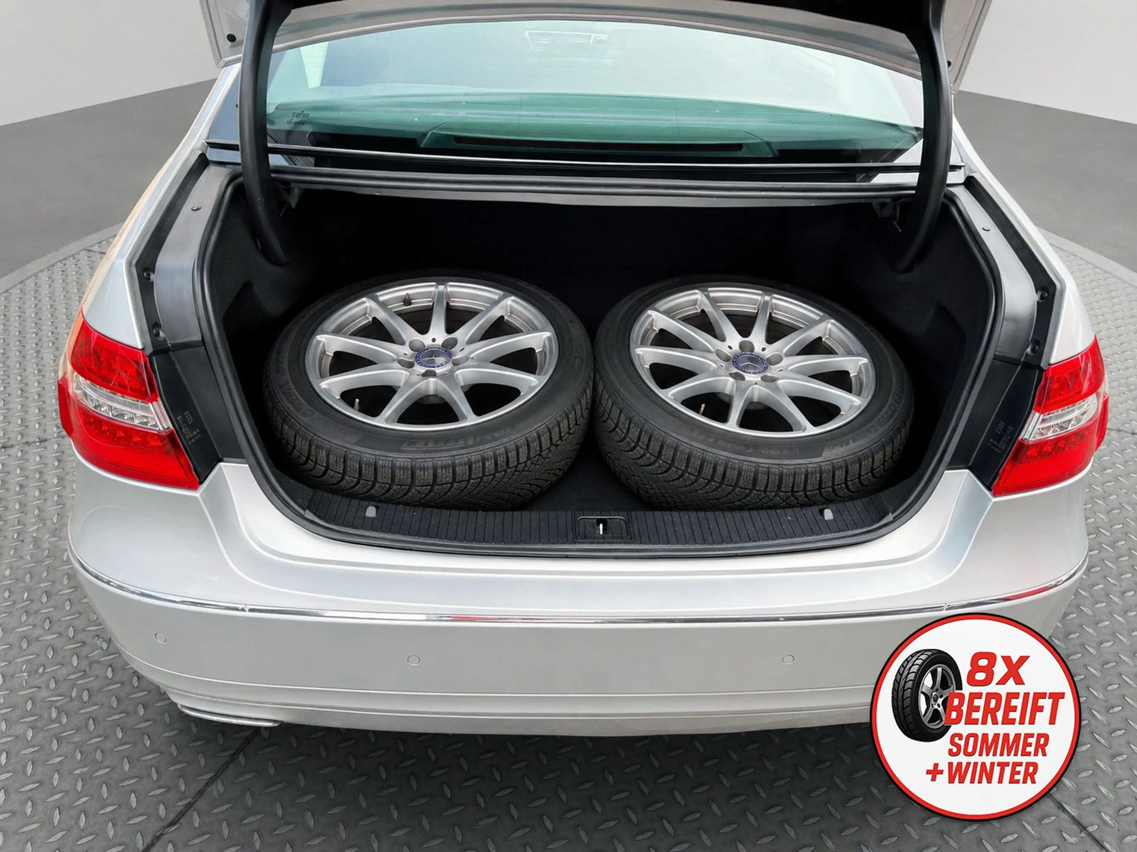 Mercedes-Benz E 220 E220 CDI AVANTGARDE *Aut.*Navi*Leder*8xBereift* — photo 11