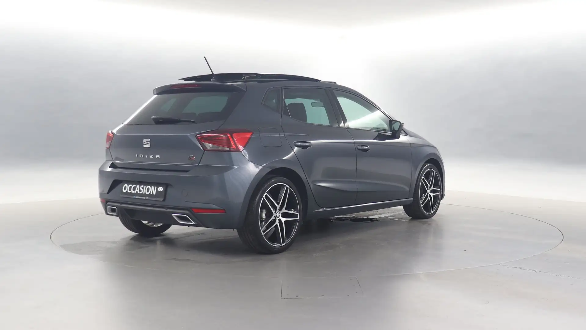 SEAT Ibiza 1.0 TSI 115pk FR Business Intense DSG / Panoramada Grijs - 2