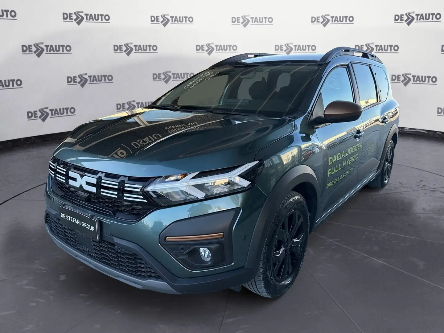 Dacia Jogger Jogger 1.6 Hybrid Extreme 140 cv 7 posti Verde - 1