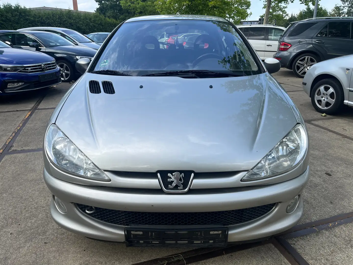 Peugeot 206 1.4 Klima 5-Türer *kein Tüv* Silber - 2