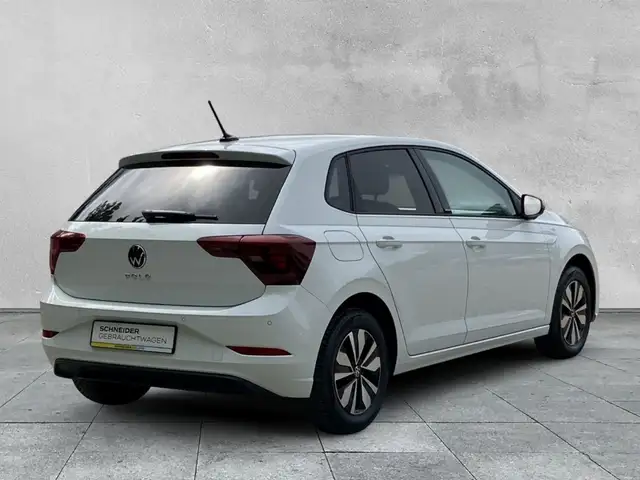 Volkswagen Polo view 5