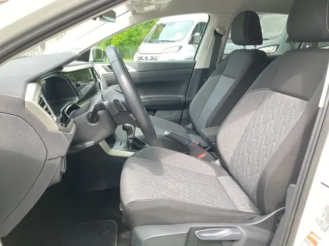 Volkswagen Polo view 9