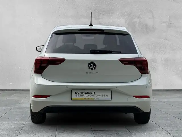 Volkswagen Polo view 4