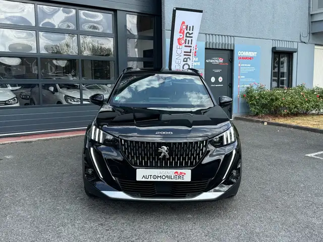 Peugeot 2008 view 2