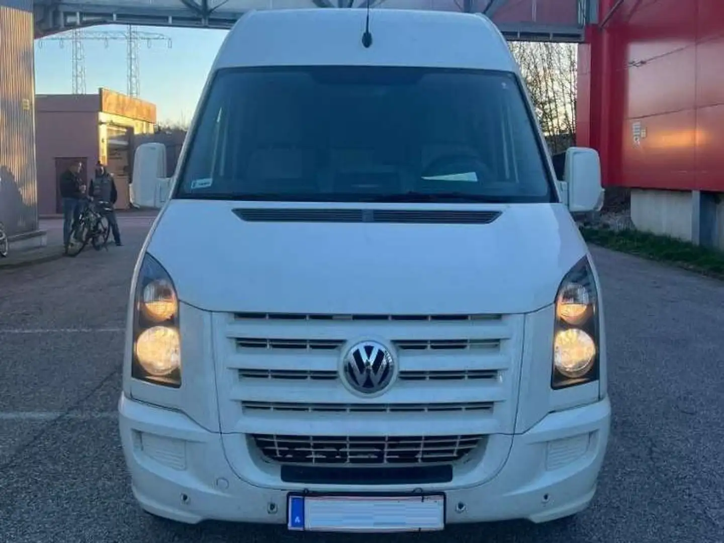 Volkswagen Crafter Crafter 30 HR-Kombi 3-3-3 MR TDI Weiß - 1