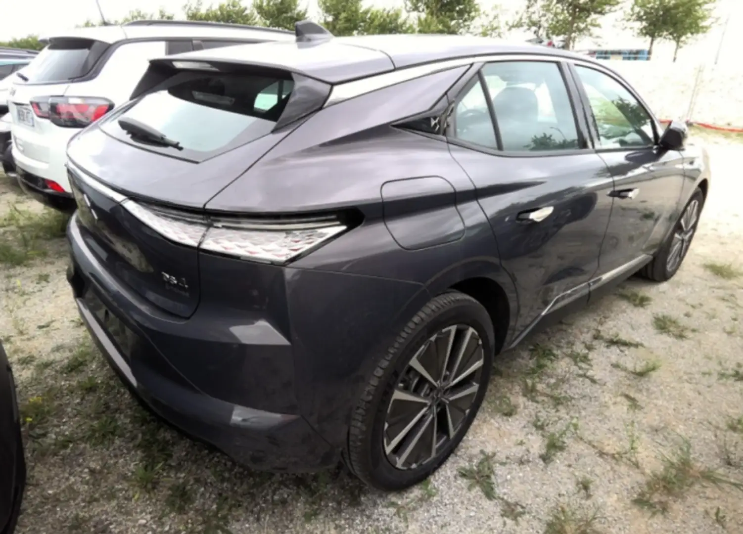 DS Automobiles N°4 E-TENSE 213CH 61KWH PALLAS (TOIT OUVRANT) - 2