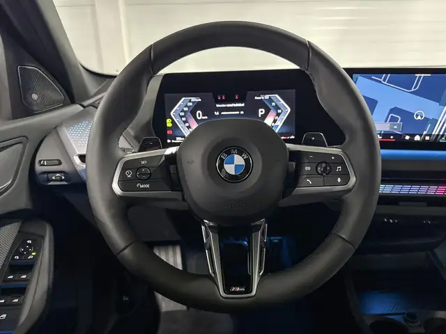 BMW 1 Series view 12