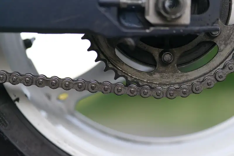 Suzuki GSX-R 600 - foto 8