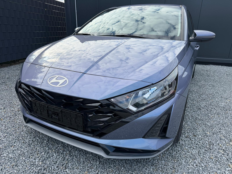 Hyundai i20 Family 66 kW (90 PS), Schaltgetriebe, Frontantrieb — photo 3