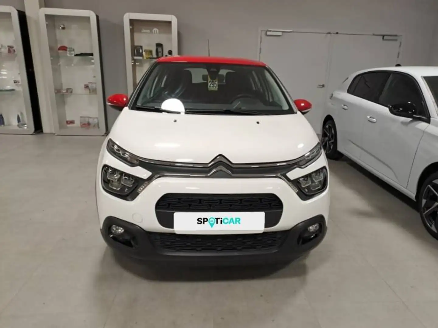 Citroen C3 3 1.2 PureTech 83 S&S MAN Shine Blanc - 2